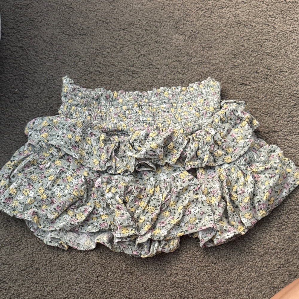 Floral Ruffle Mini skirt